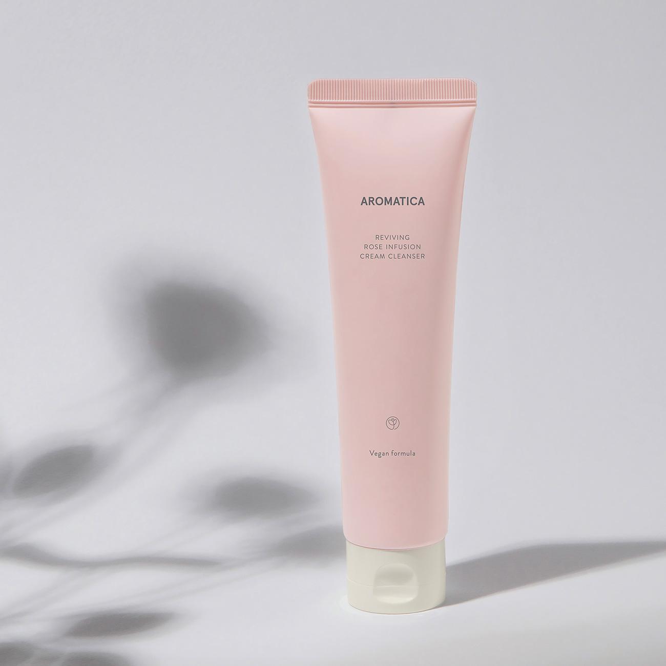 Reviving Rose Infusion Cream Cleanser 145g - Image 3
