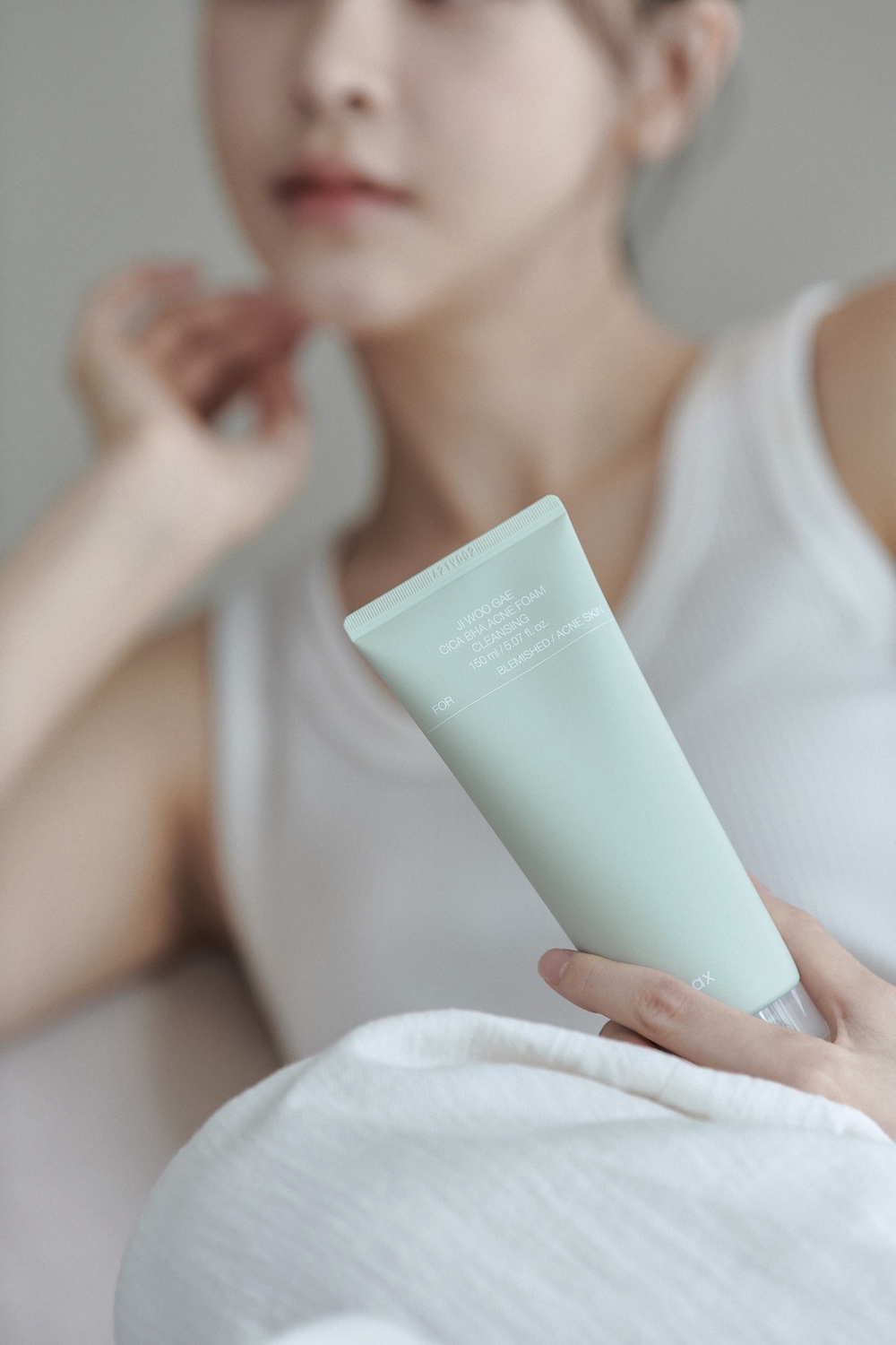 Ji Woo Gae Cica BHA Acne Foam Cleansing 150ml - Image 6