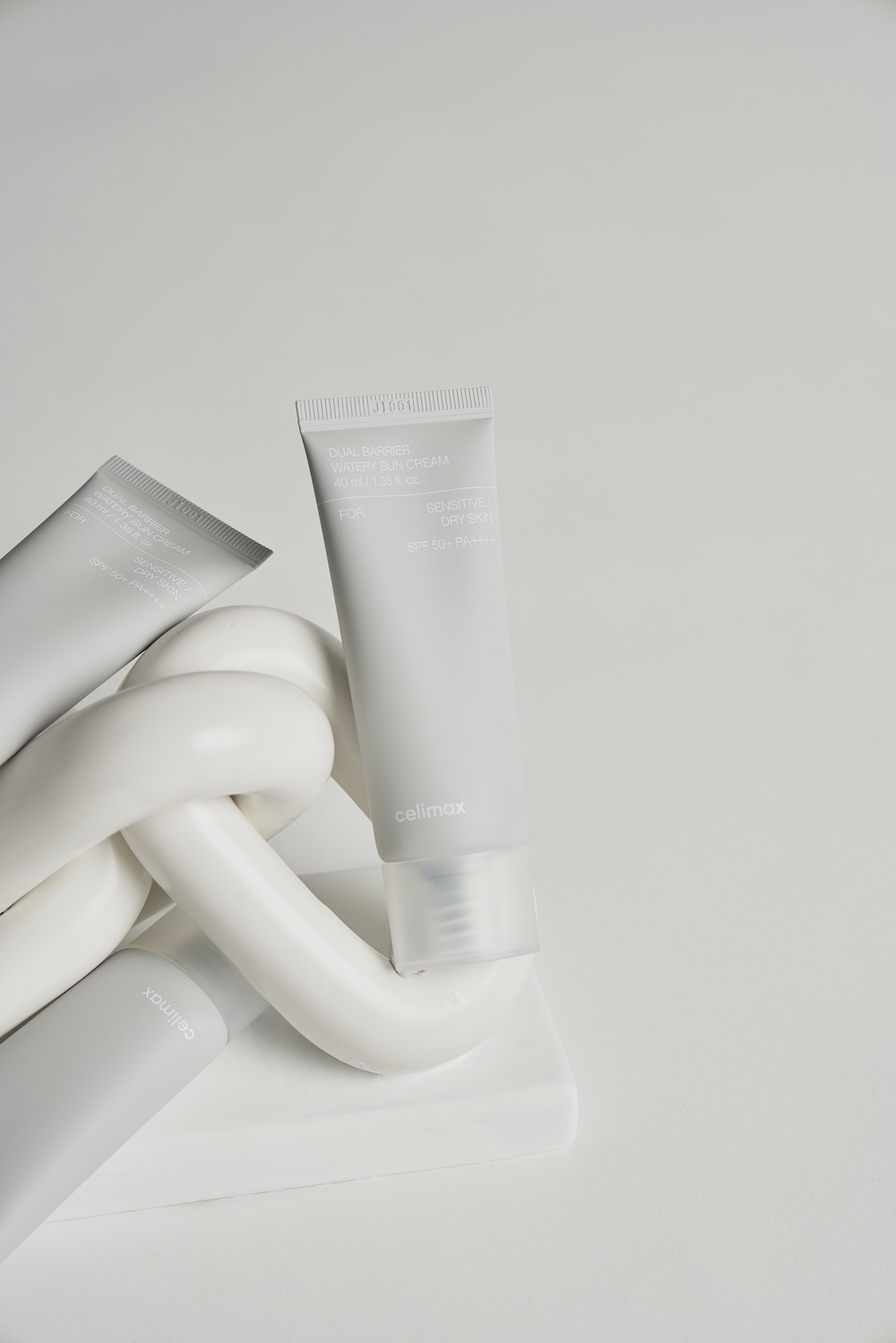 Dual Barrier Watery Sun Cream 40ml - Image 7