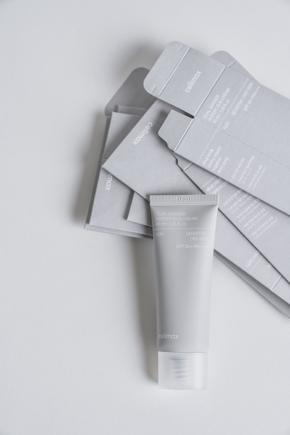 Dual Barrier Watery Sun Cream 40ml - Image 4