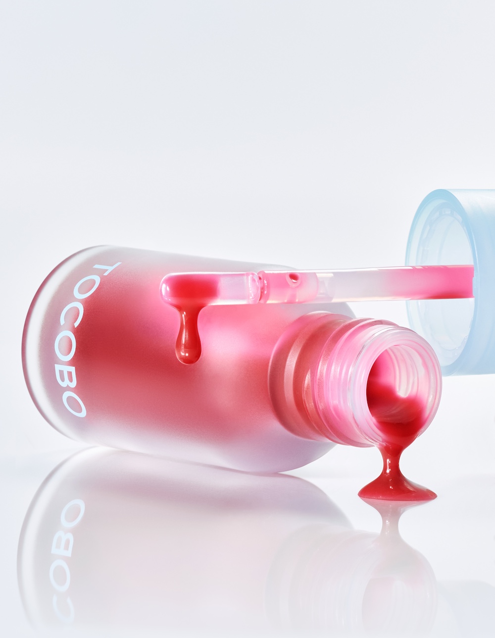 Juicy Berry Plumping Lip Oil 00 GLAM MAX Frozen Berry 4g - Image 10