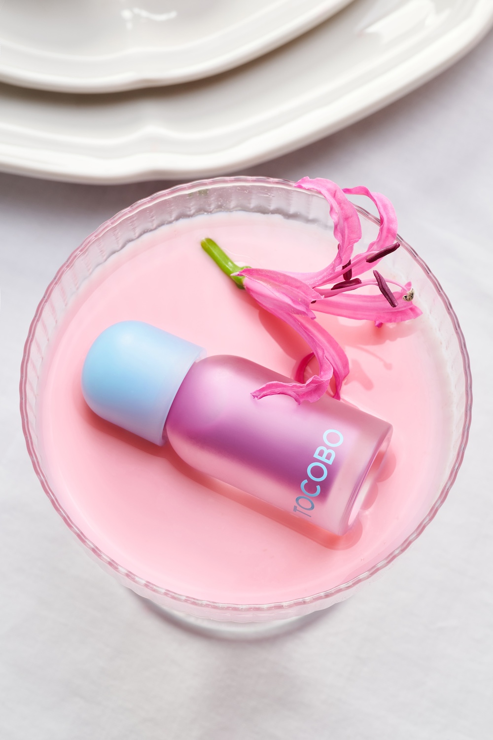 Juicy Berry Plumping Lip Oil 12 CHERRY ADE 4g - Image 20