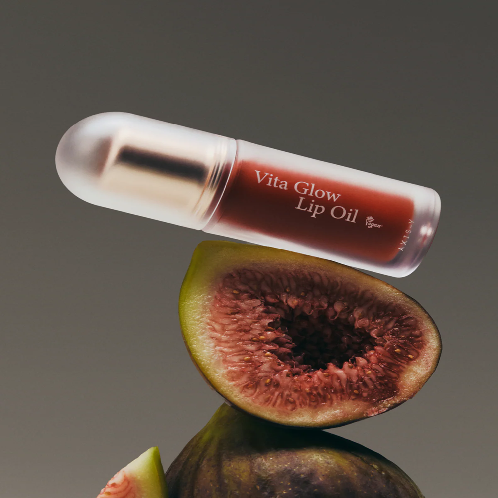 Vita Glow Lip Oil - Cozy Fig 4.5ml - Image 4