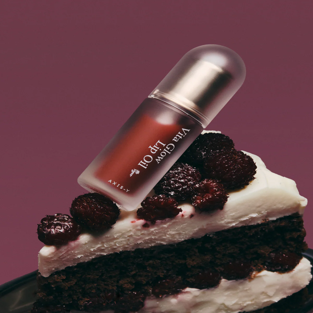 Vita Glow Lip Oil - Chilled Berry 4.5ml - Image 5